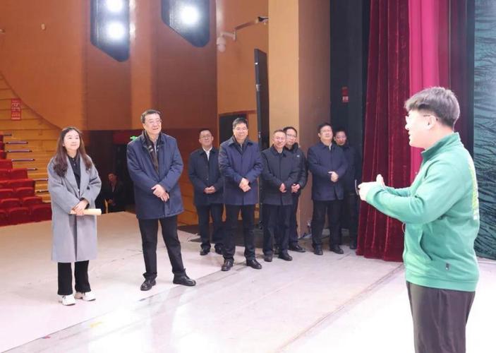 张柱调研特殊教育和文化事业发展工作